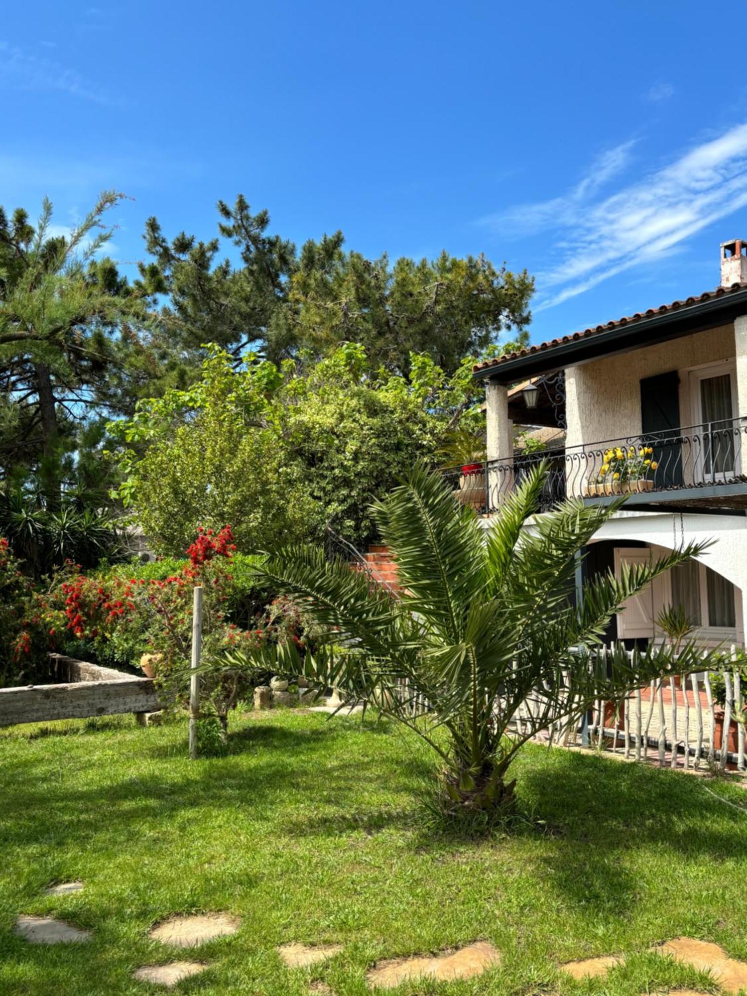 Les Flo Location Apartment Aigues-Mortes Luaran gambar